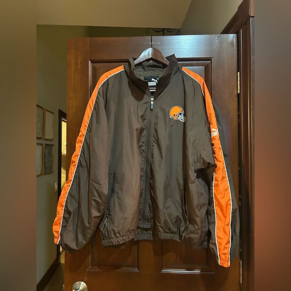 Vintage Y2K Puma Cleveland Browns NFL Windbreaker Jacket Mens XL Made In Korea
